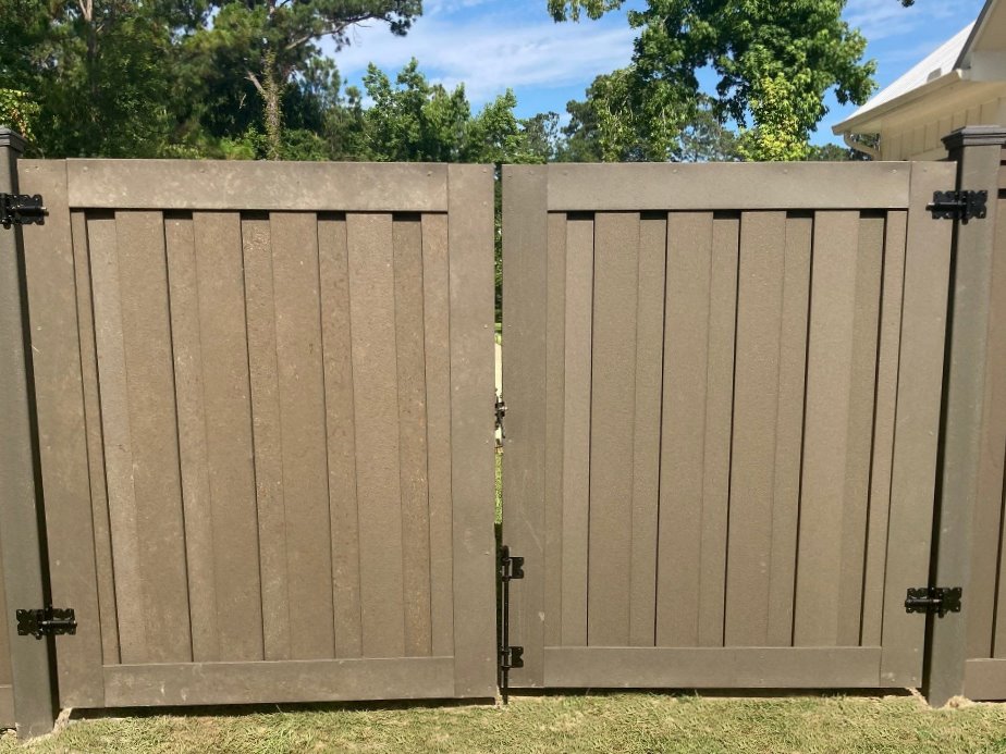 Privacy fence